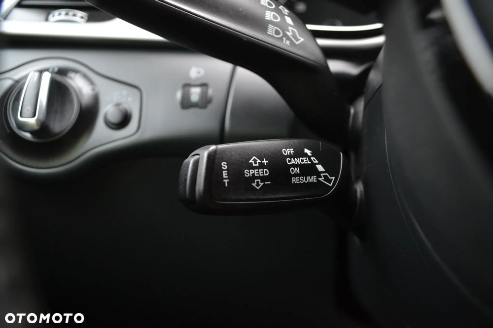 Audi A4 Avant 2.0 TDI DPF Ambition - 25