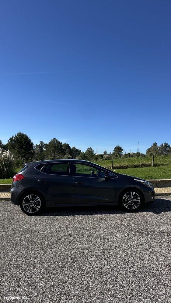 Kia Ceed 1.6 CRDi GT Line - 12