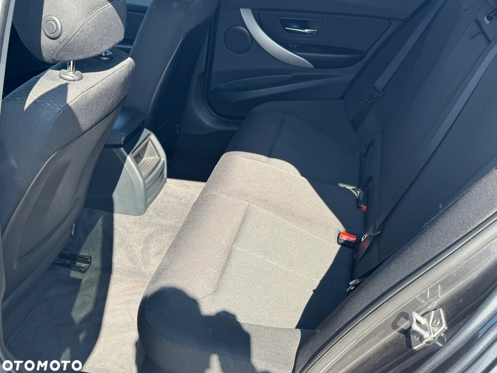 BMW Seria 3 320d Touring xDrive Luxury Line - 17