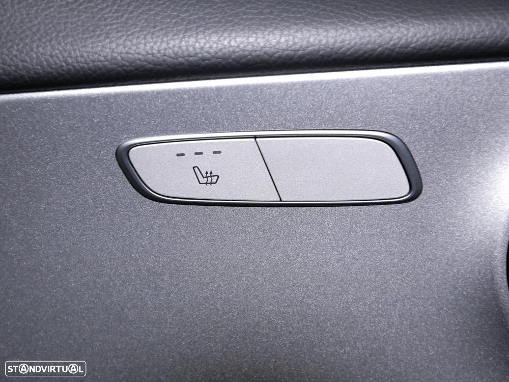 Mercedes-Benz E 300 de Avantgarde 4Matic - 12