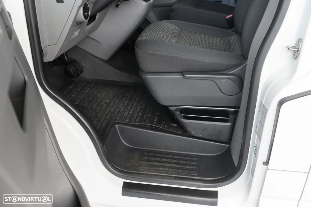 VW e-Transporter e-Caravelle LR 100 kW - 20