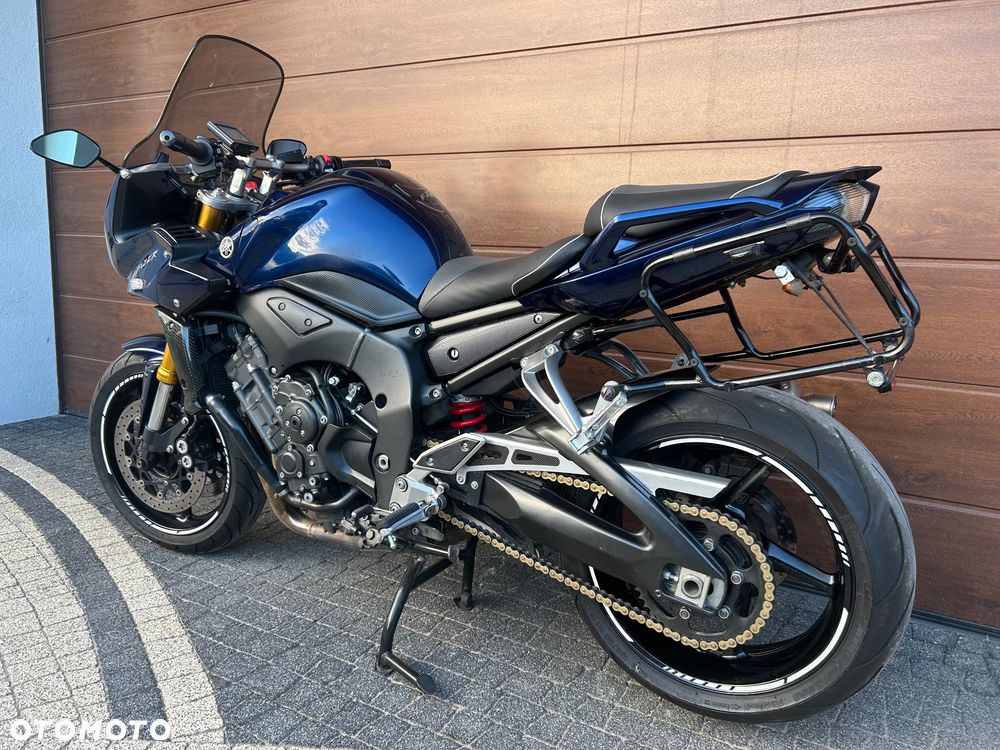 Yamaha FZ - 24