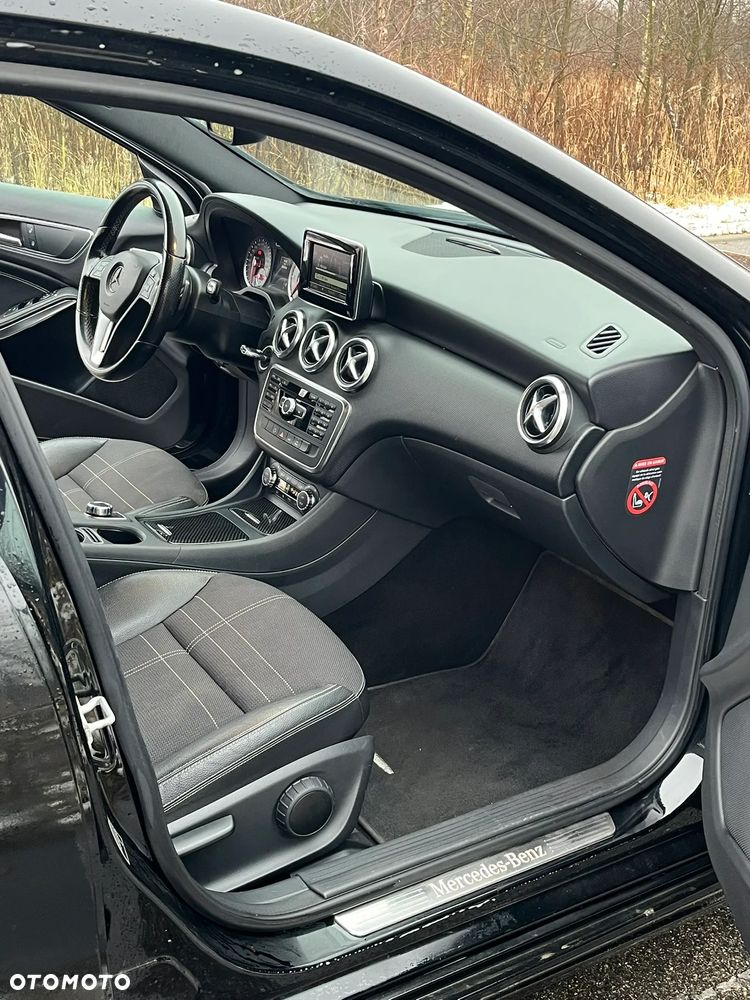 Mercedes-Benz Klasa A 200 CDI (BlueEFFICIENCY) 7G-DCT - 22