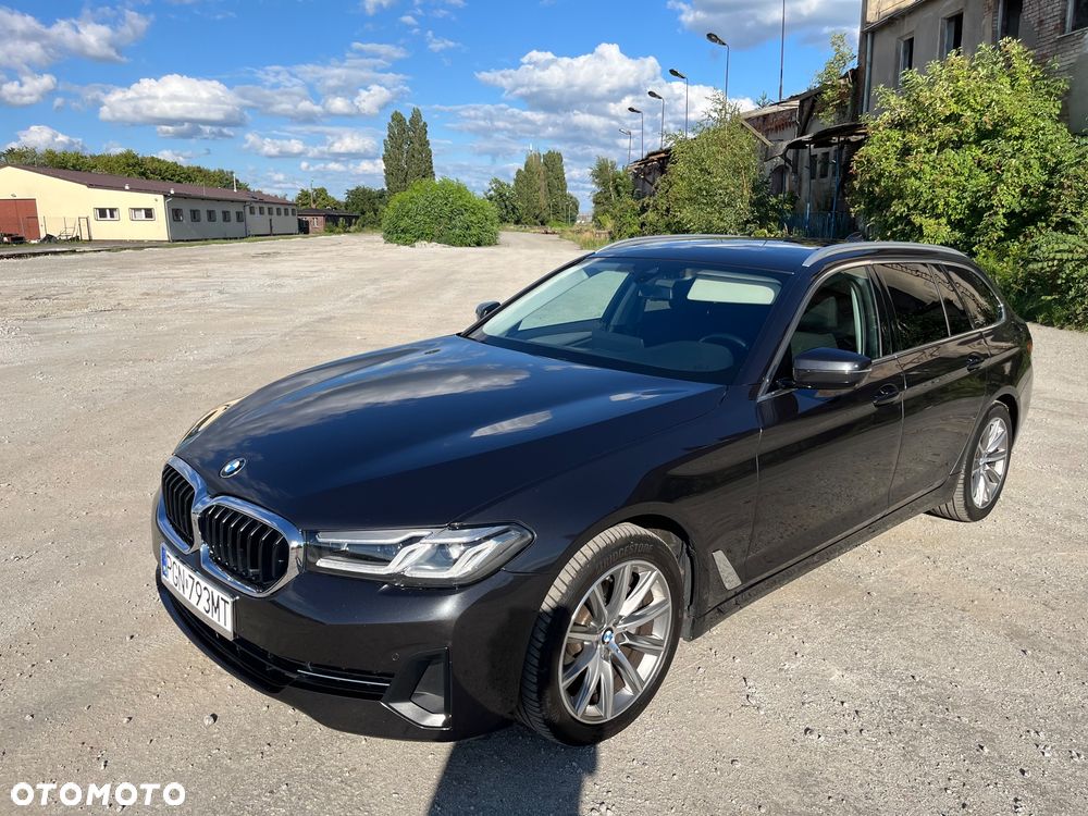 BMW Seria 5 520d xDrive - 22