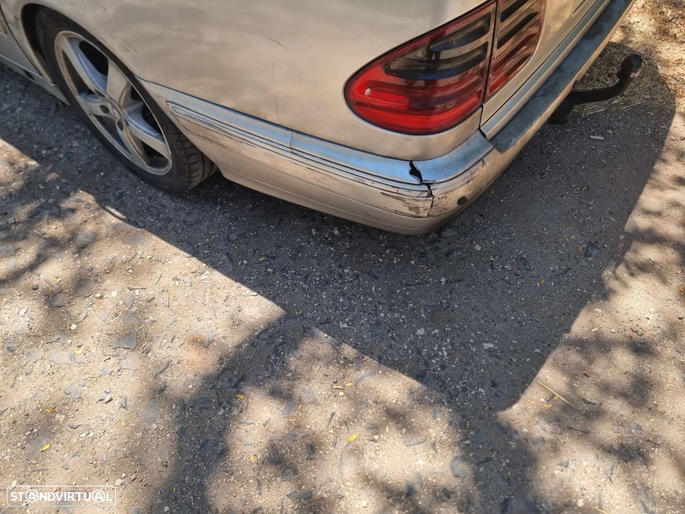 Mercedes-Benz E 220 - 15