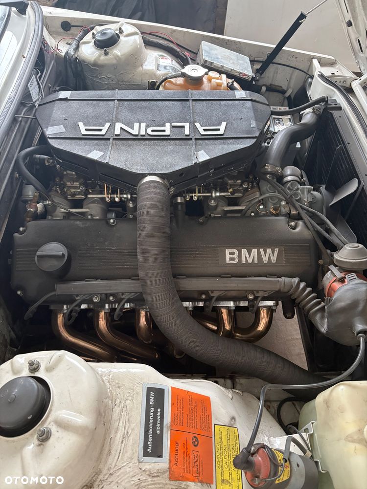 BMW Seria 5 528 i - 7