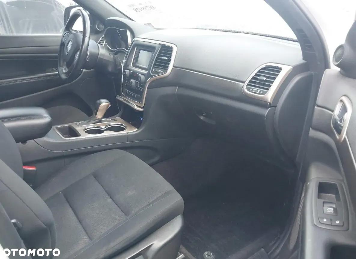 Jeep Grand Cherokee - 13