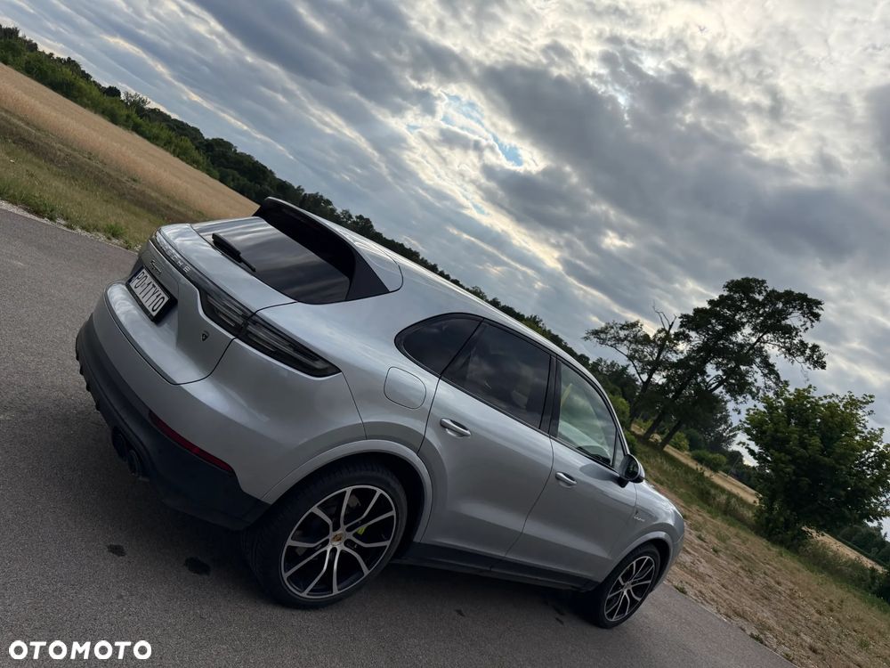 Porsche Cayenne E-Hybrid - 8