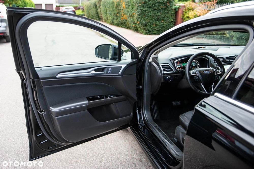 Ford Mondeo 2.0 TDCi PowerShift-Aut Allrad Titanium - 18