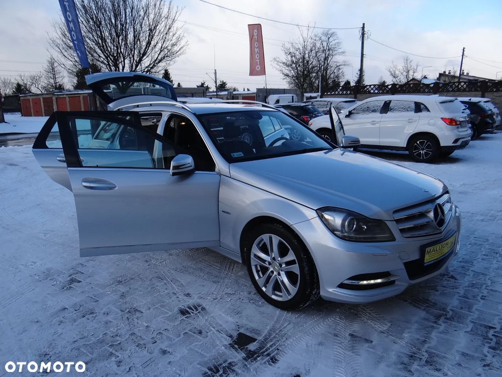 Mercedes-Benz Klasa C 180 CGI BlueEff Avantgarde - 12