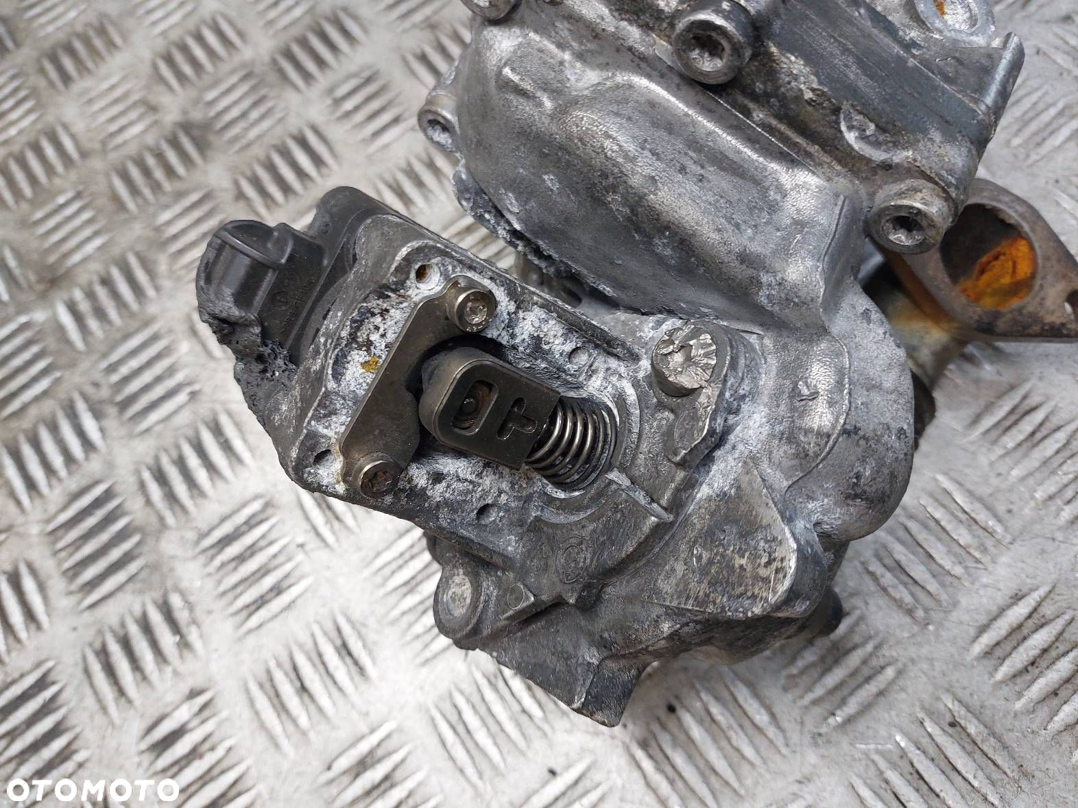CHŁODNICZKA SPALIN EGR IVECO DAILY IV LIFT 3.0 D 5801668925 5801423958 - 5