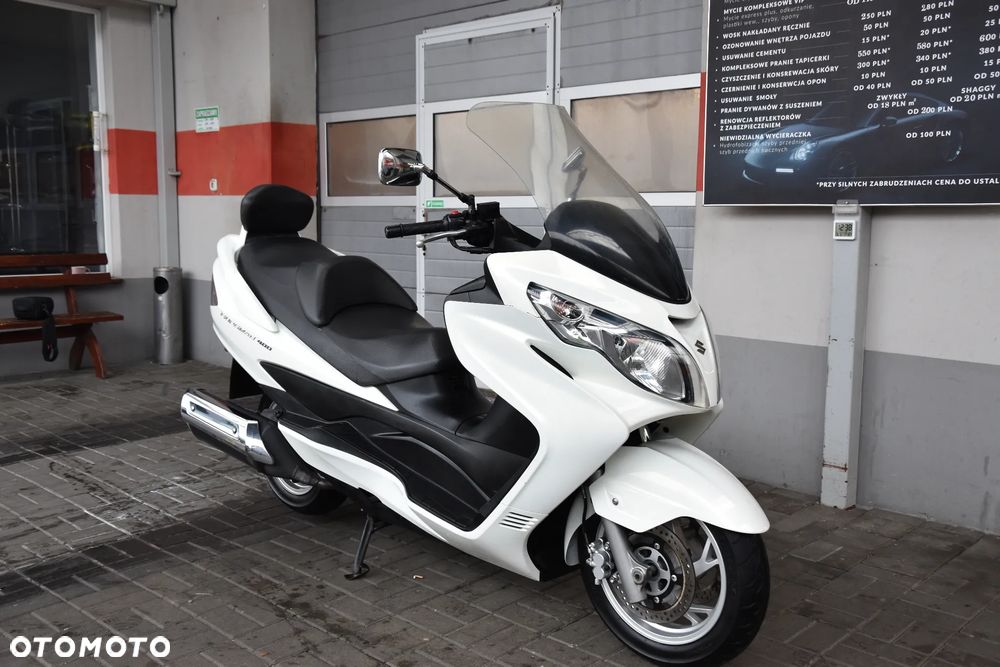 Suzuki Burgman - 6