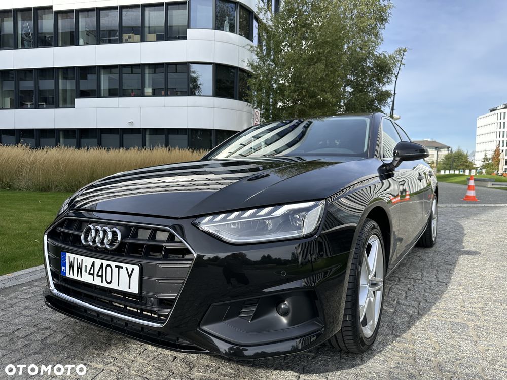 Audi A4 - 1
