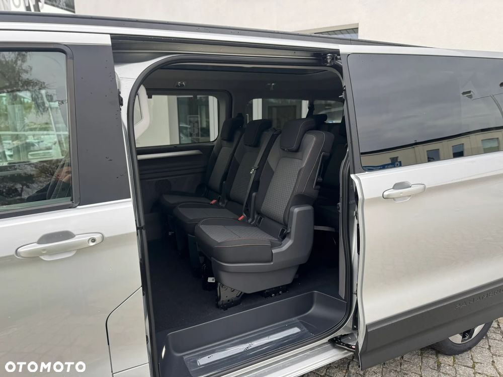 Volkswagen Caravelle - 21