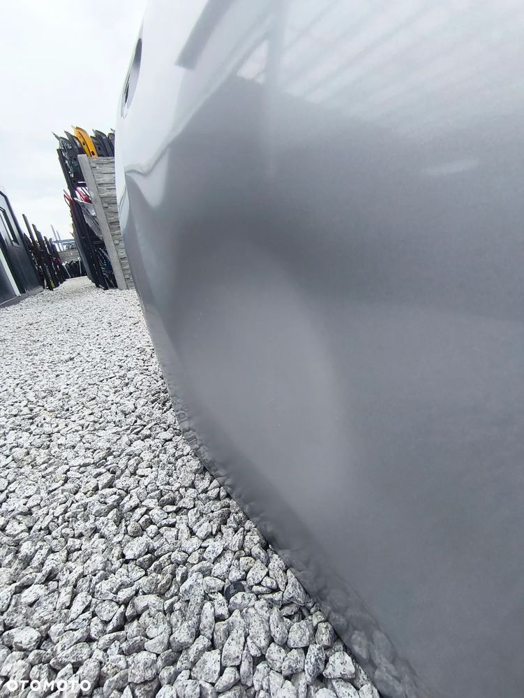 TOYOTA VERSO 08R- DRZWI PRWE TYLNE POZNAŃ GIEŁDA - 1