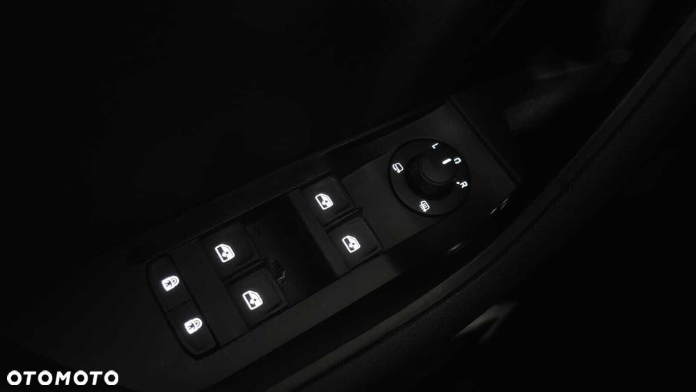 Skoda Superb 2.0 TSI Ambition DSG - 18