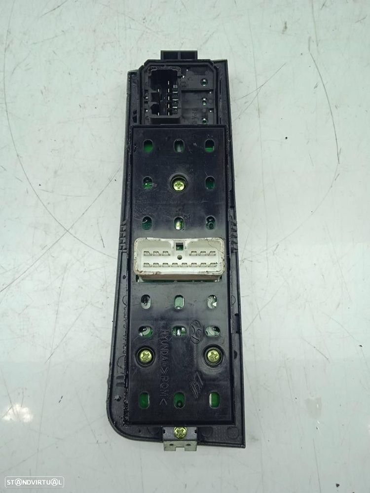 COMANDO ELEVADOR DE VIDRO FRONTAL ESQUERDO HYUNDAI MATRIX 2009 - 4