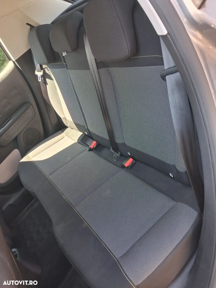 Citroën C3 1.2 PureTech BVM Shine - 21