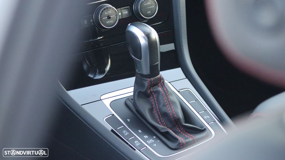 VW Golf 2.0 TSI GTI DSG Performance - 8