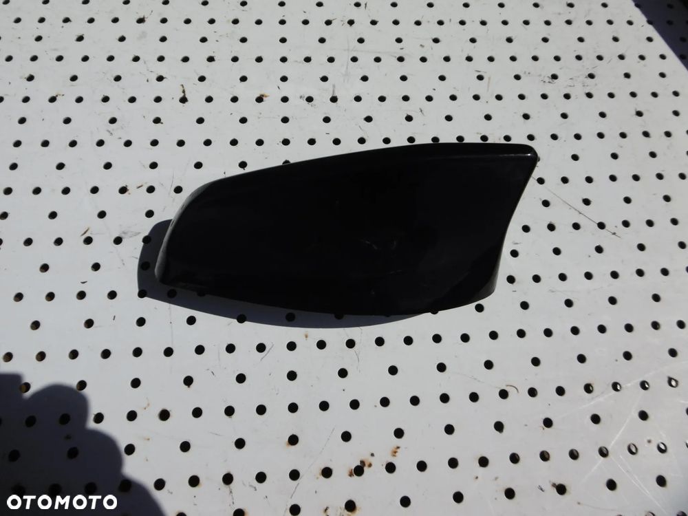 ANTENA DISCOVERY SPORT L550 - 1