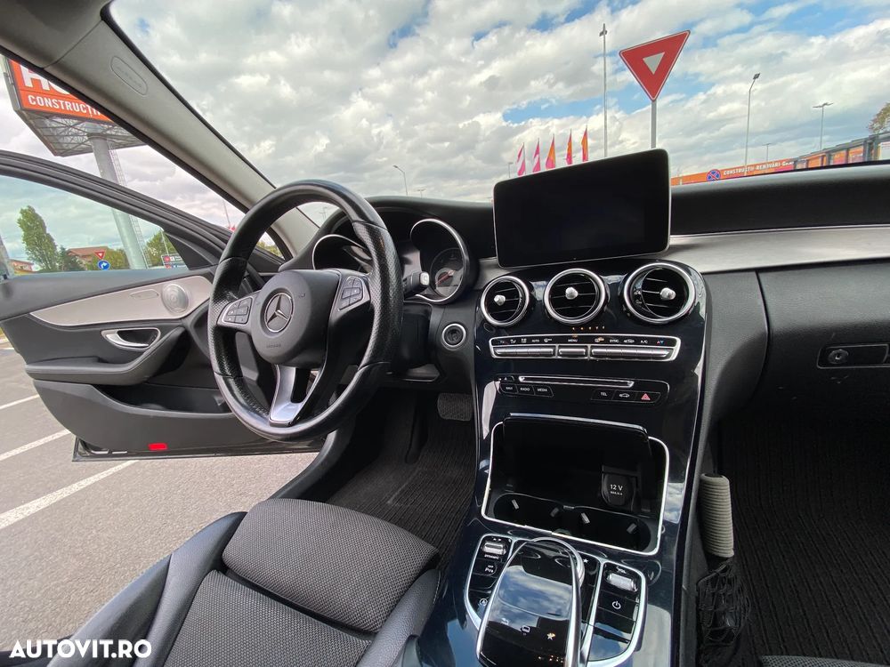 Mercedes-Benz C - 13