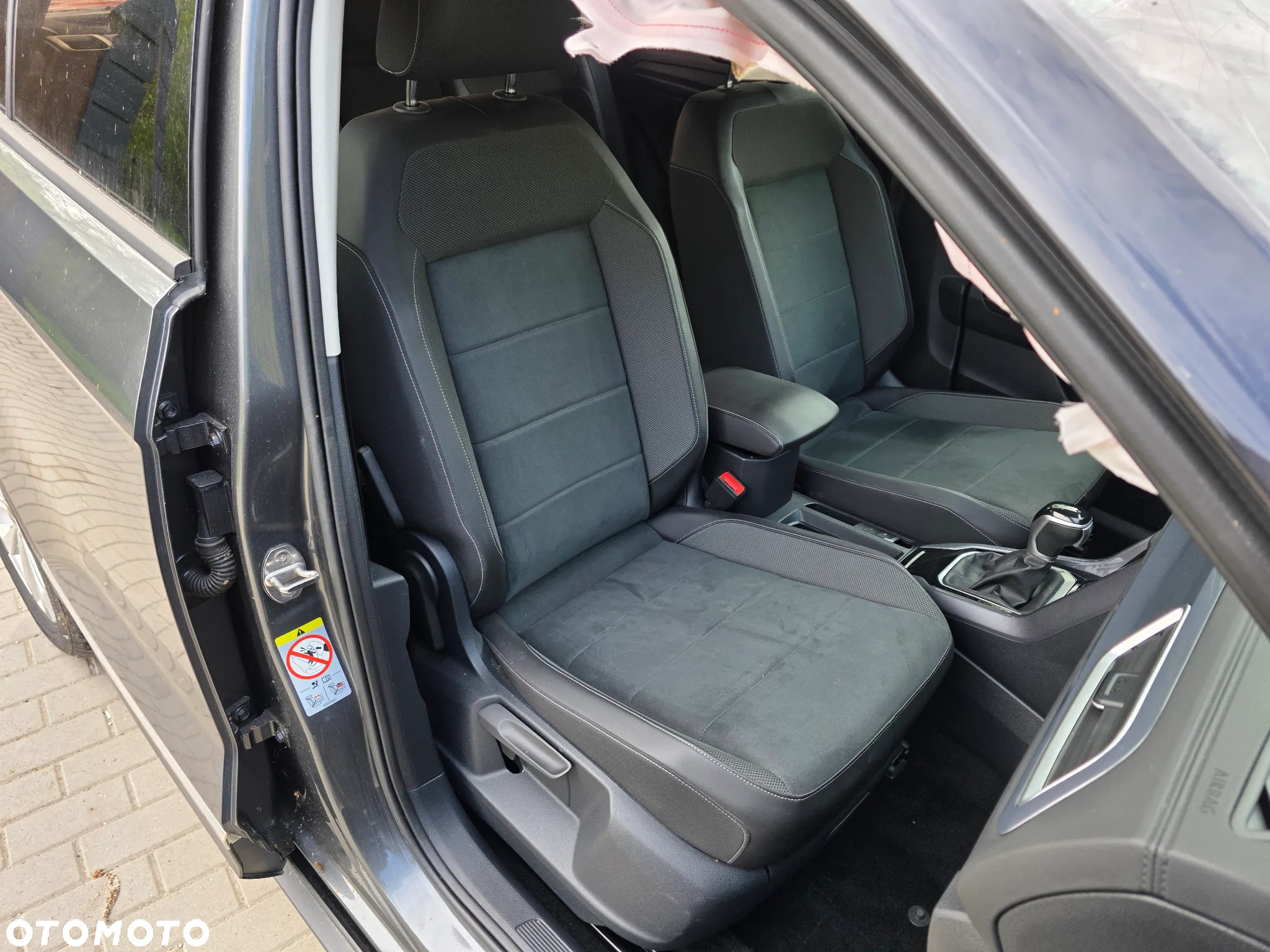 Volkswagen T-Roc 1.5 TSI Style DSG - 16