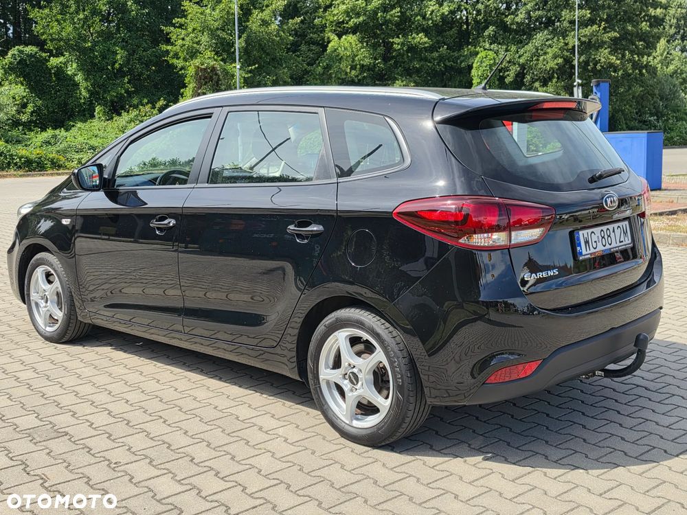 Kia Carens 1.6 GDI Dream Team Edition - 5
