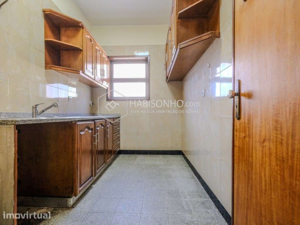 Apartamento T1 c/ 3 garagens Box | São Cosme | Gondomar - Grande imagem: 2/20