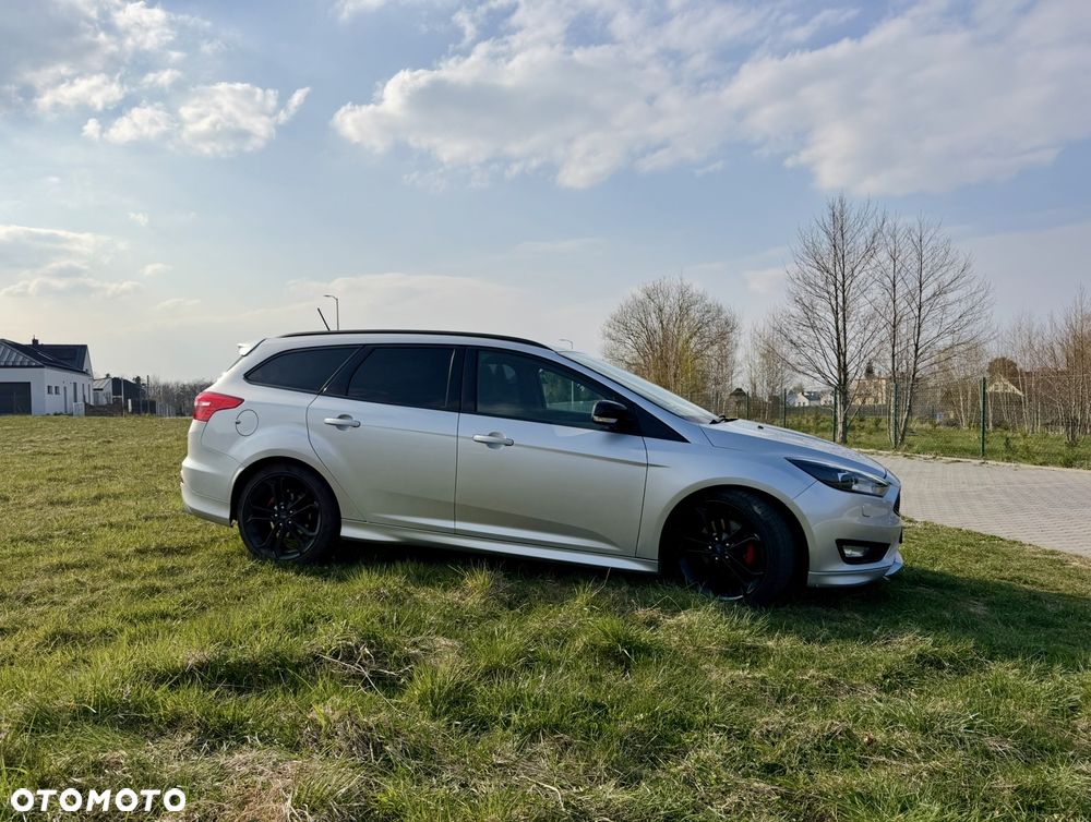 Ford Focus 1.5 TDCi ST-Line PowerShift - 12