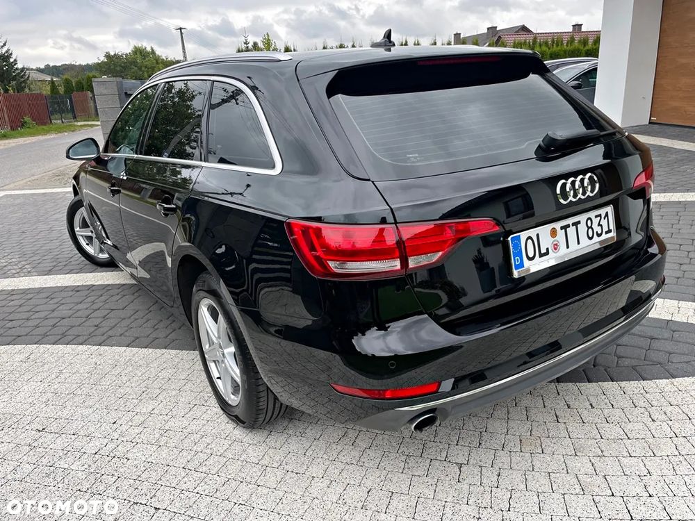 Audi A4 Avant 2.0 TDI ultra S tronic sport - 12