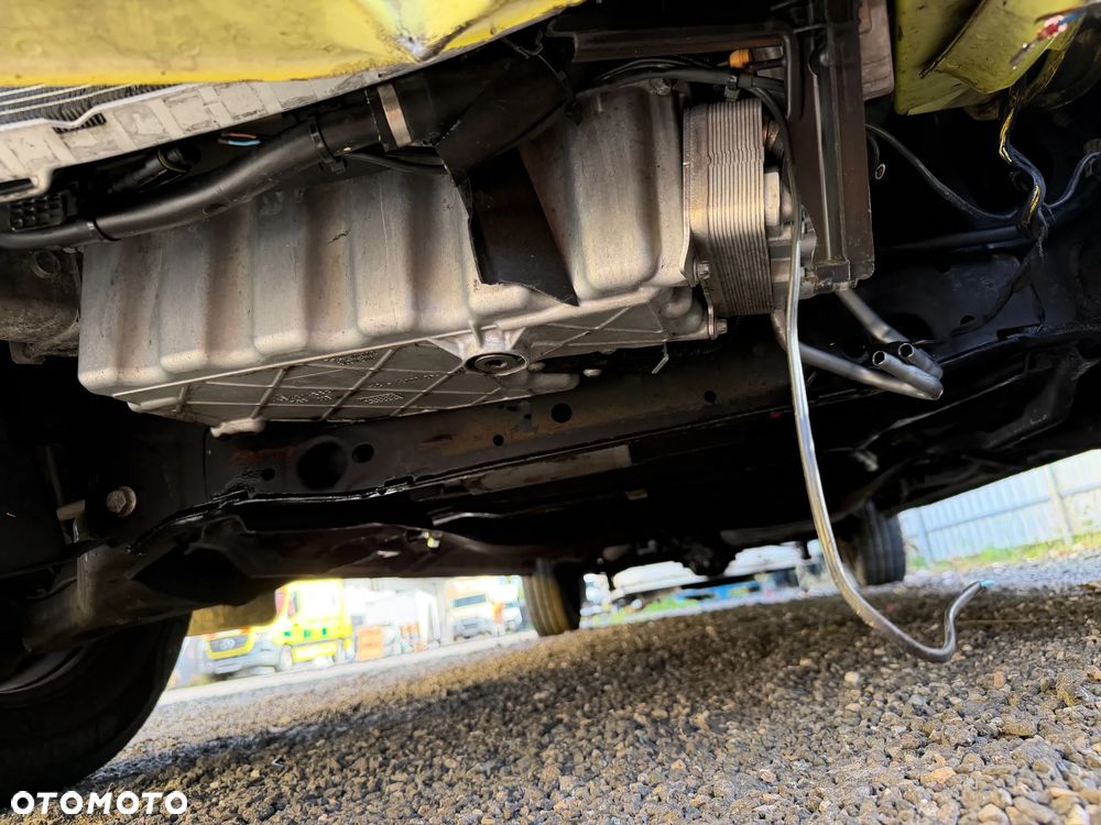 Mercedes-Benz Sprinter 319 CDI - 16