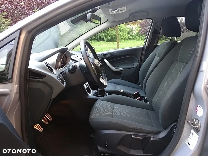 Ford Fiesta 1.25 Titanium X - 16