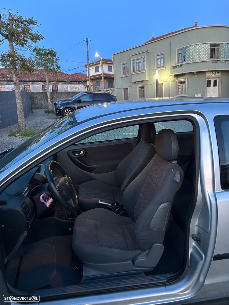 Opel Corsa 1.2 16V Sport - 11