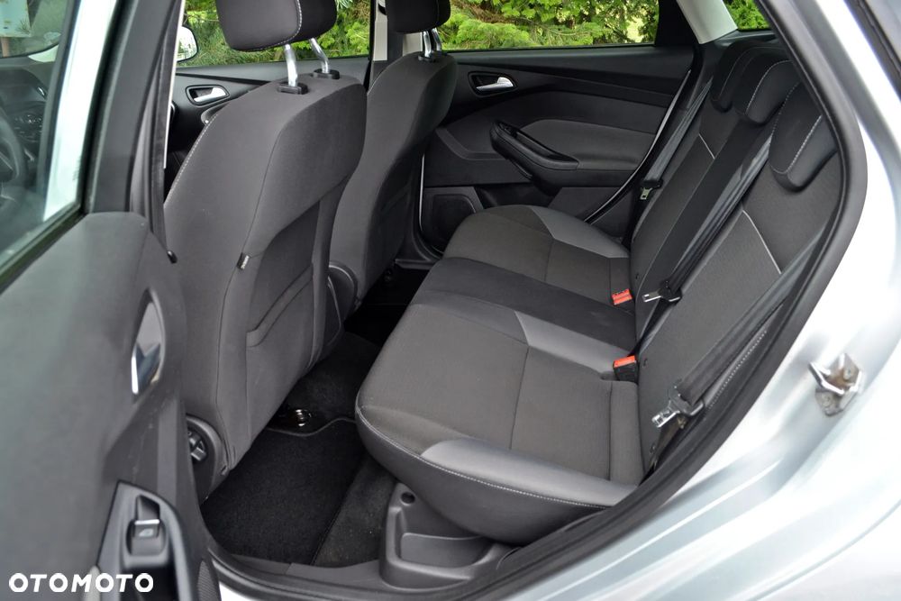 Ford Focus - 27