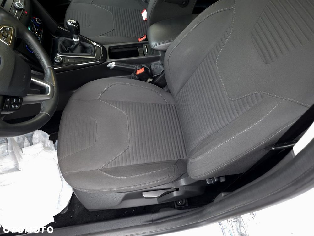 Ford Focus 2.0 TDCi Titanium ASS - 10
