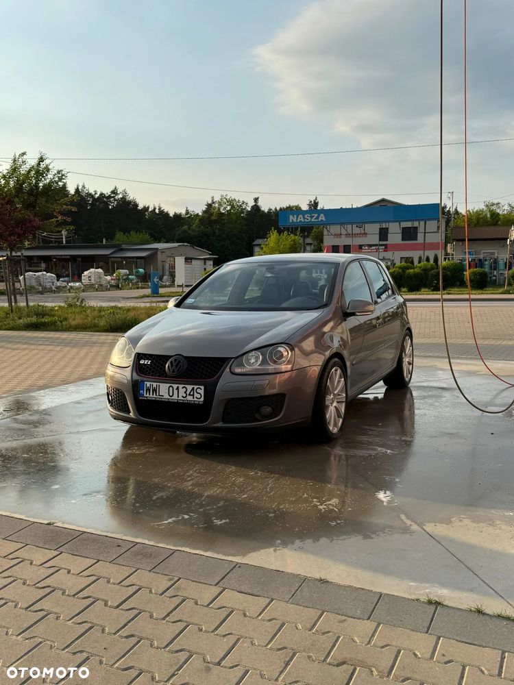 Volkswagen Golf 2.0 TSI GTI - 15