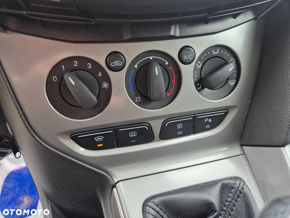 Ford Focus 1.6 TI-VCT Champions Edition - 15