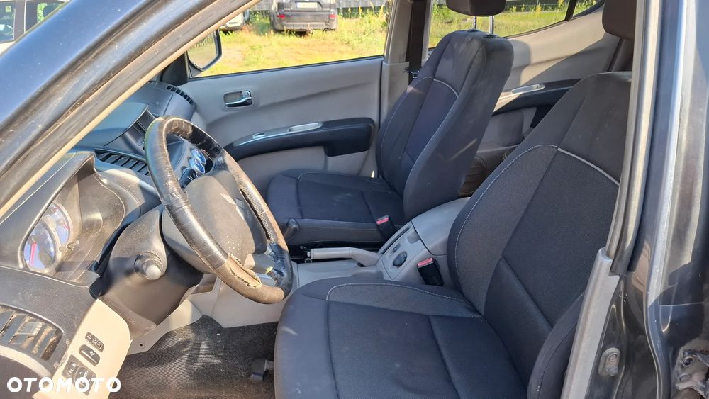Mitsubishi L200 2.5 DID Intense - 8