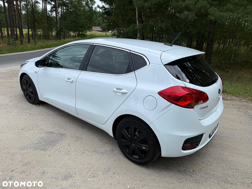 Kia Ceed 1.6 GDI ISG Spirit - 2