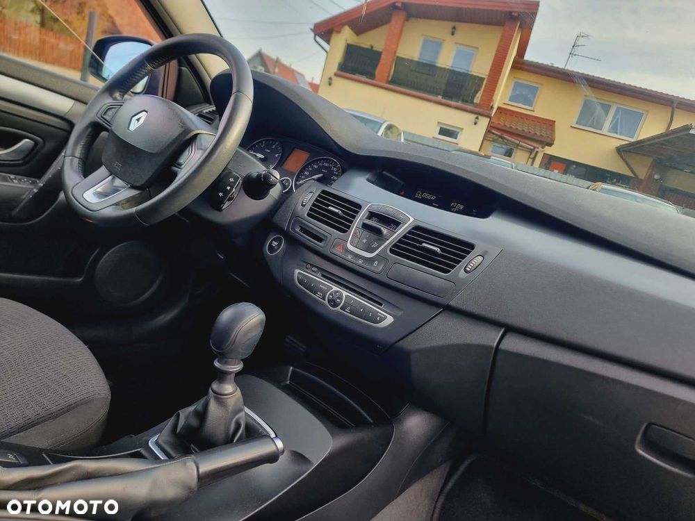 Renault Laguna - 5