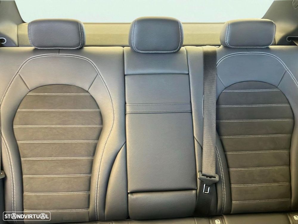 Mercedes-Benz C 300 de AMG Line - 19