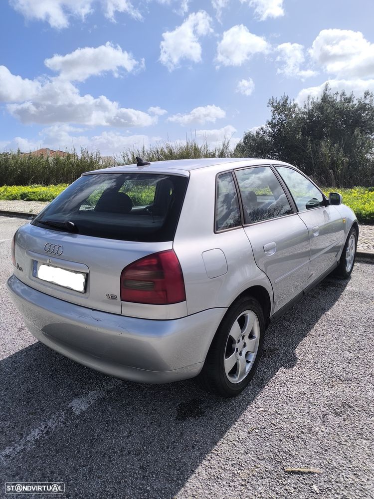 Audi A3 1.6 Ambiente - 3