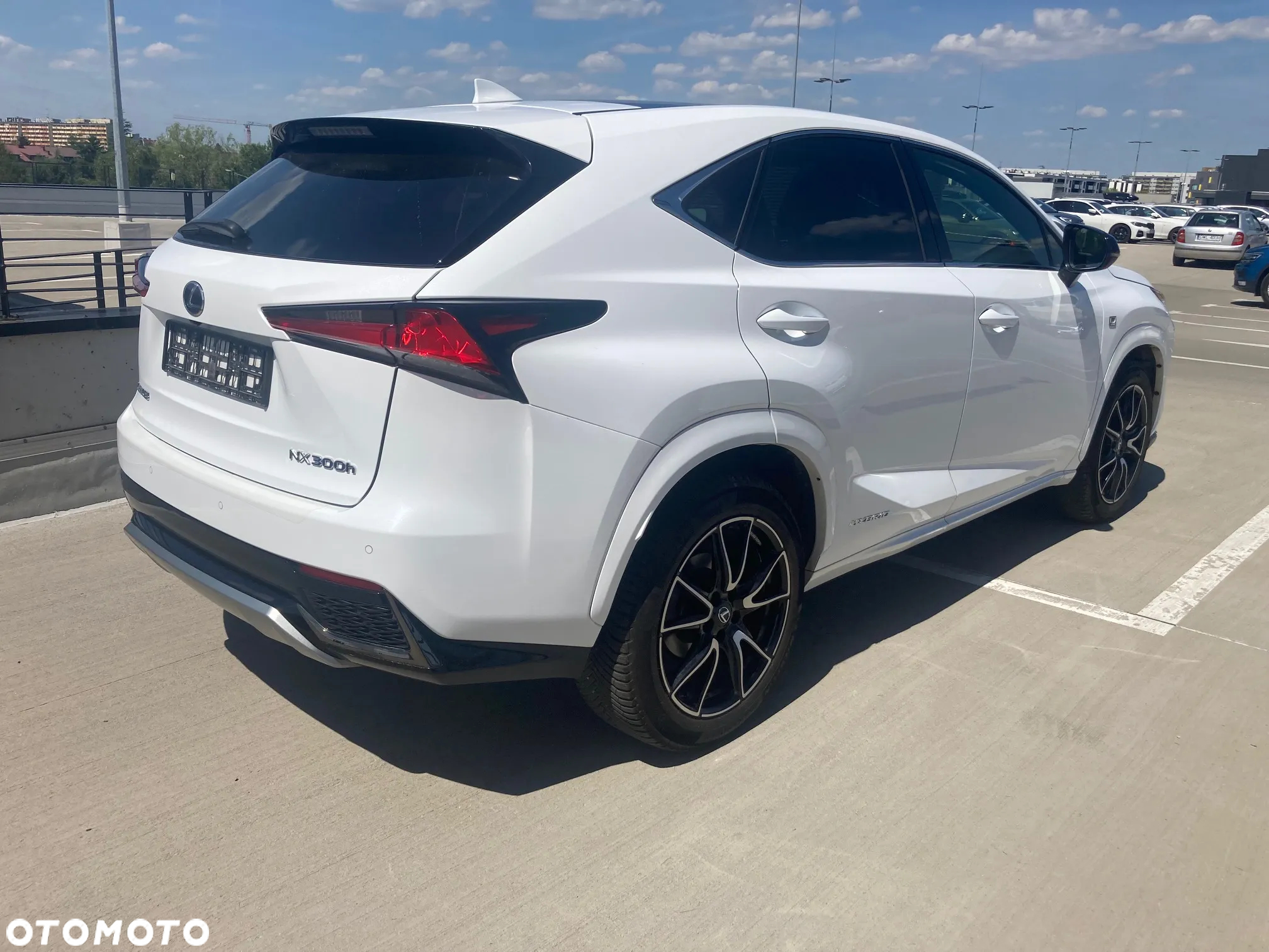 Lexus NX 300h F Sport AWD - 4