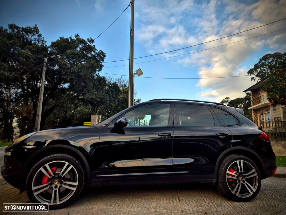 Porsche Cayenne Tiptronic S - 9