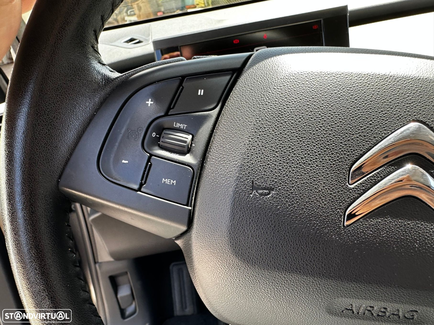 Citroën C4 1.2 PureTech Live - 19