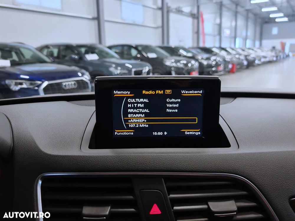 Audi Q3 2.0 TDI Quattro S tronic - 29