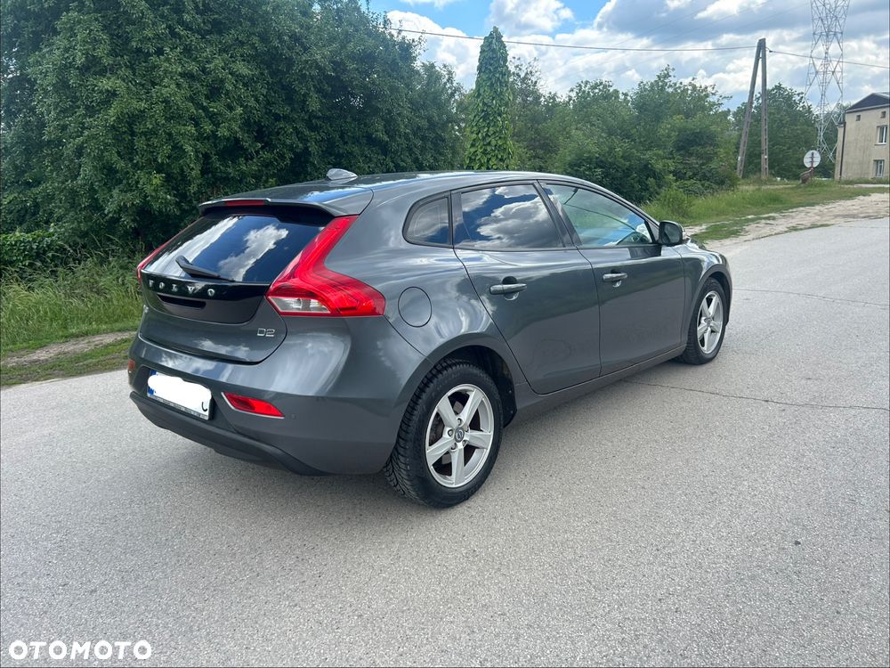 Volvo V40 D2 You - 4