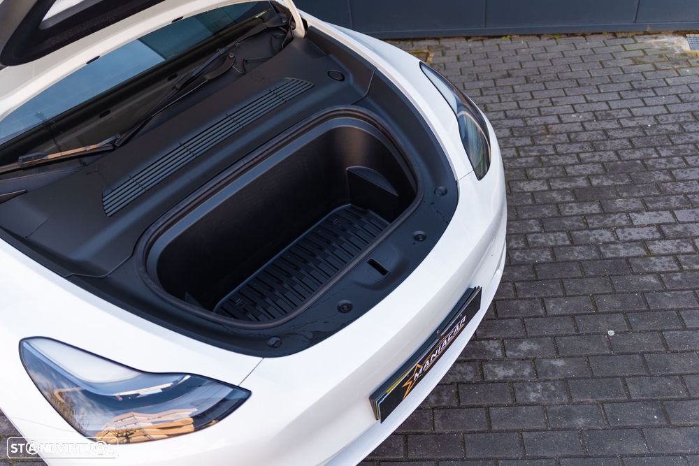 Tesla Model Y RWD - 26