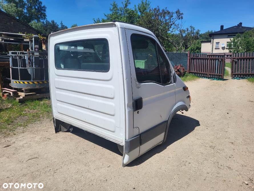Kabina Iveco Daily 2004 nie Kompletna sanki resory kiper wywrot hds silnik - 10