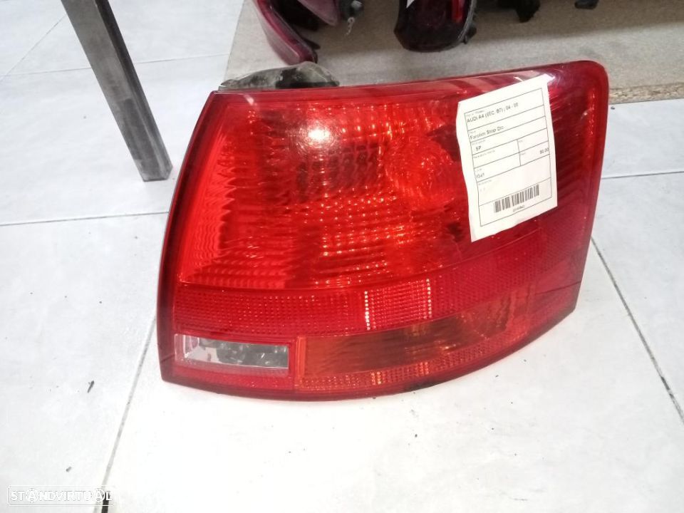 Farolim direito Audi A4 B7 / 8E9945096E - 1